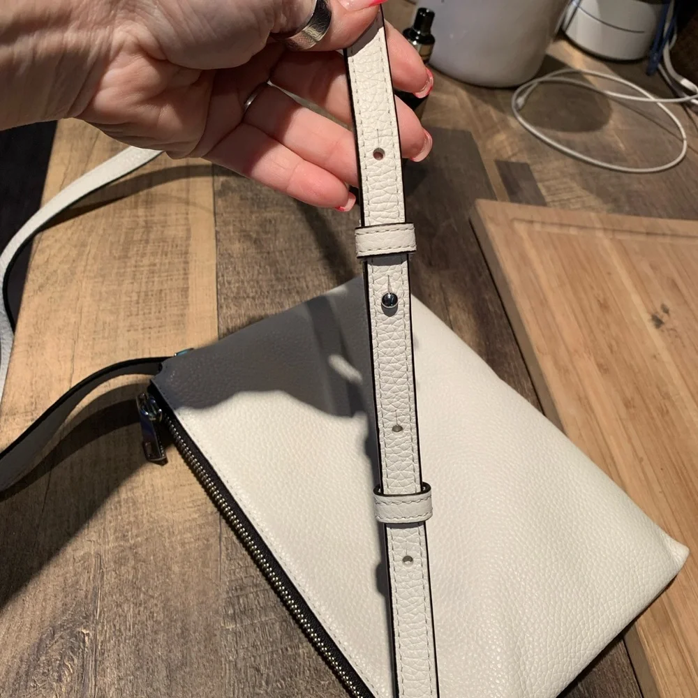 Marc Jacobs white crossbody - Picture 14 of 16